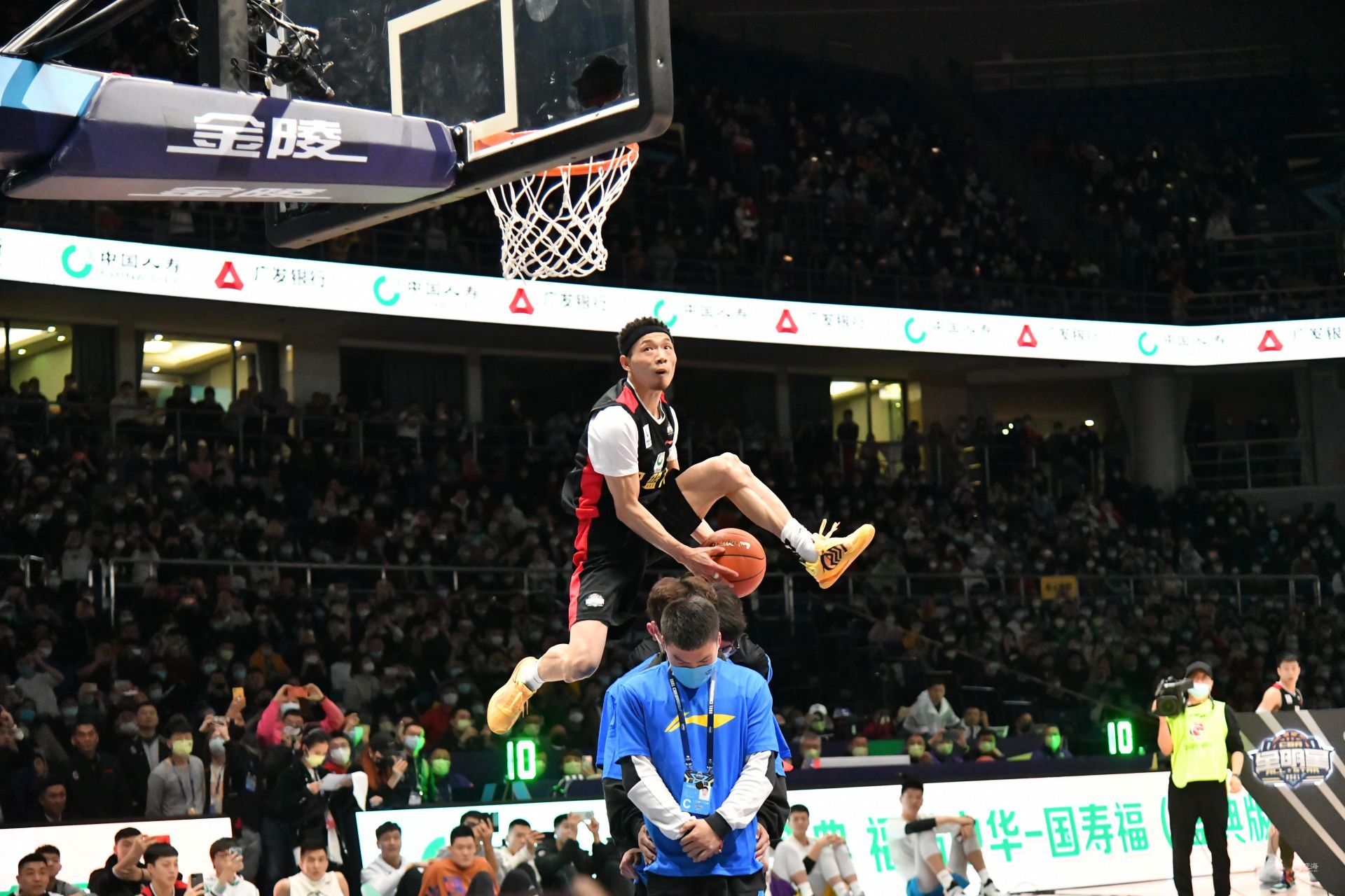 远被铭记 远被铭记