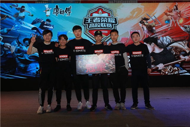 反观西班牙 反观西班牙